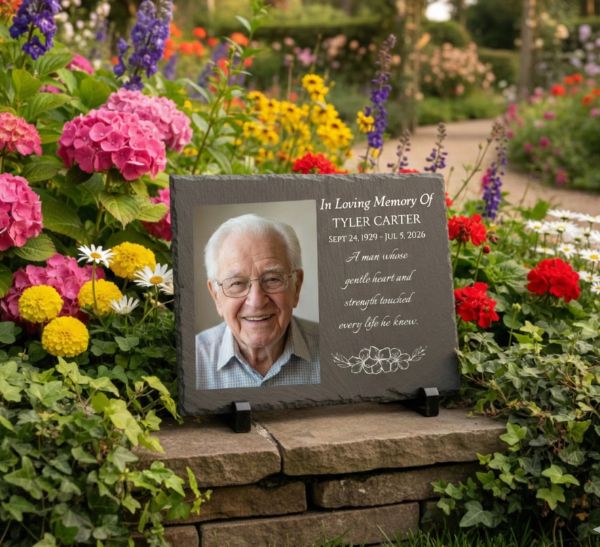 13 Meaningful Memorial Plaques to Preserve Cherished Memories