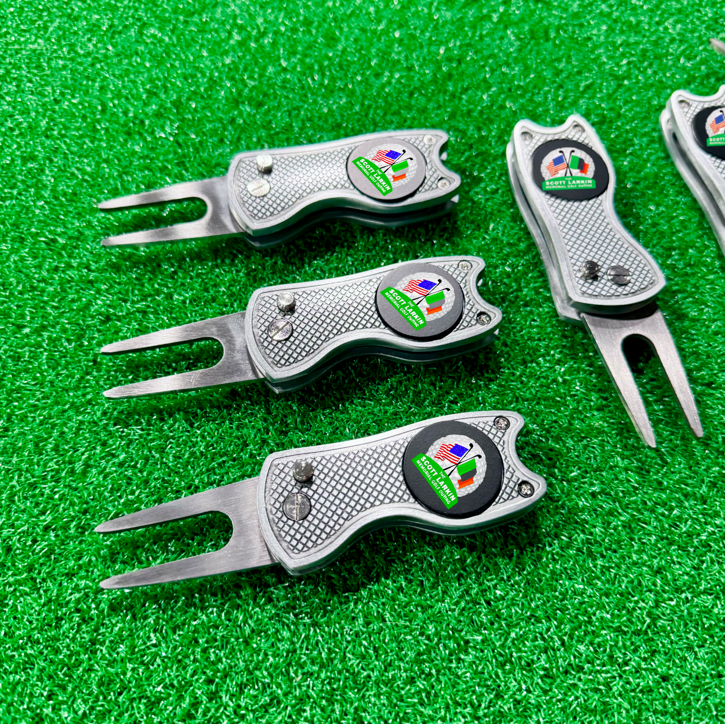 Custom logo golf divot tool with magnetic ball marker for tournaments and outings