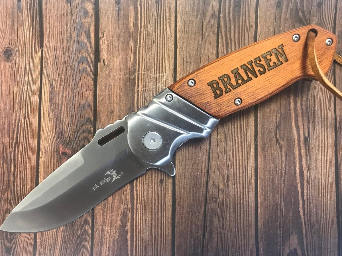 Personalized folding knife