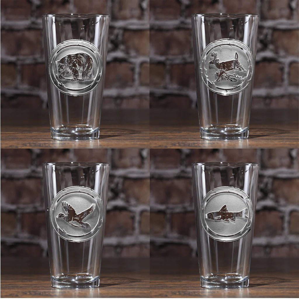 Unique Personalized Wildlife Animals Glassware Set Customized pint glass Gifts for Men by Groovy Guy