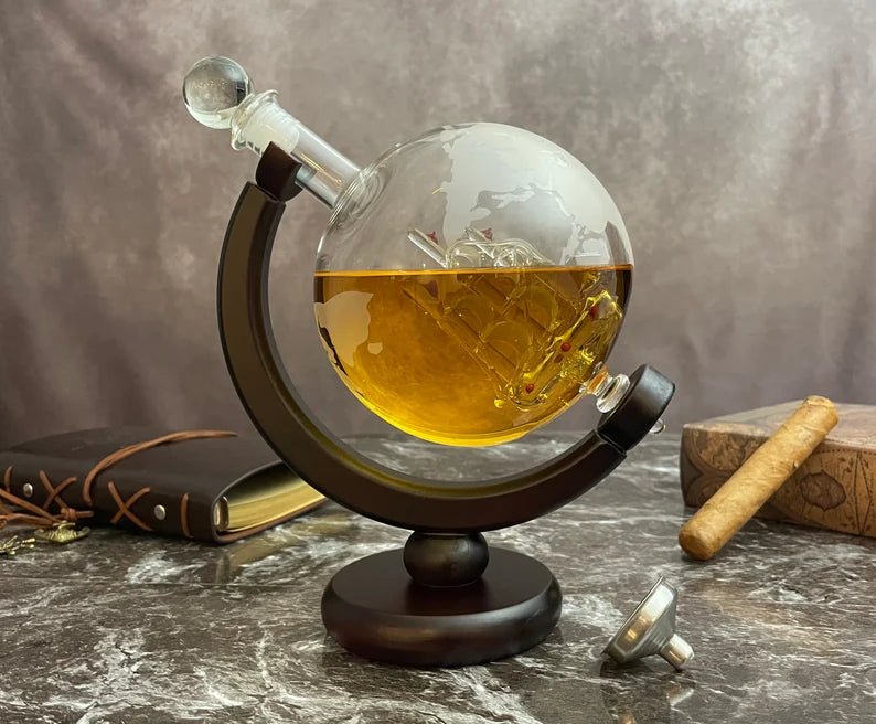 globe decanter set