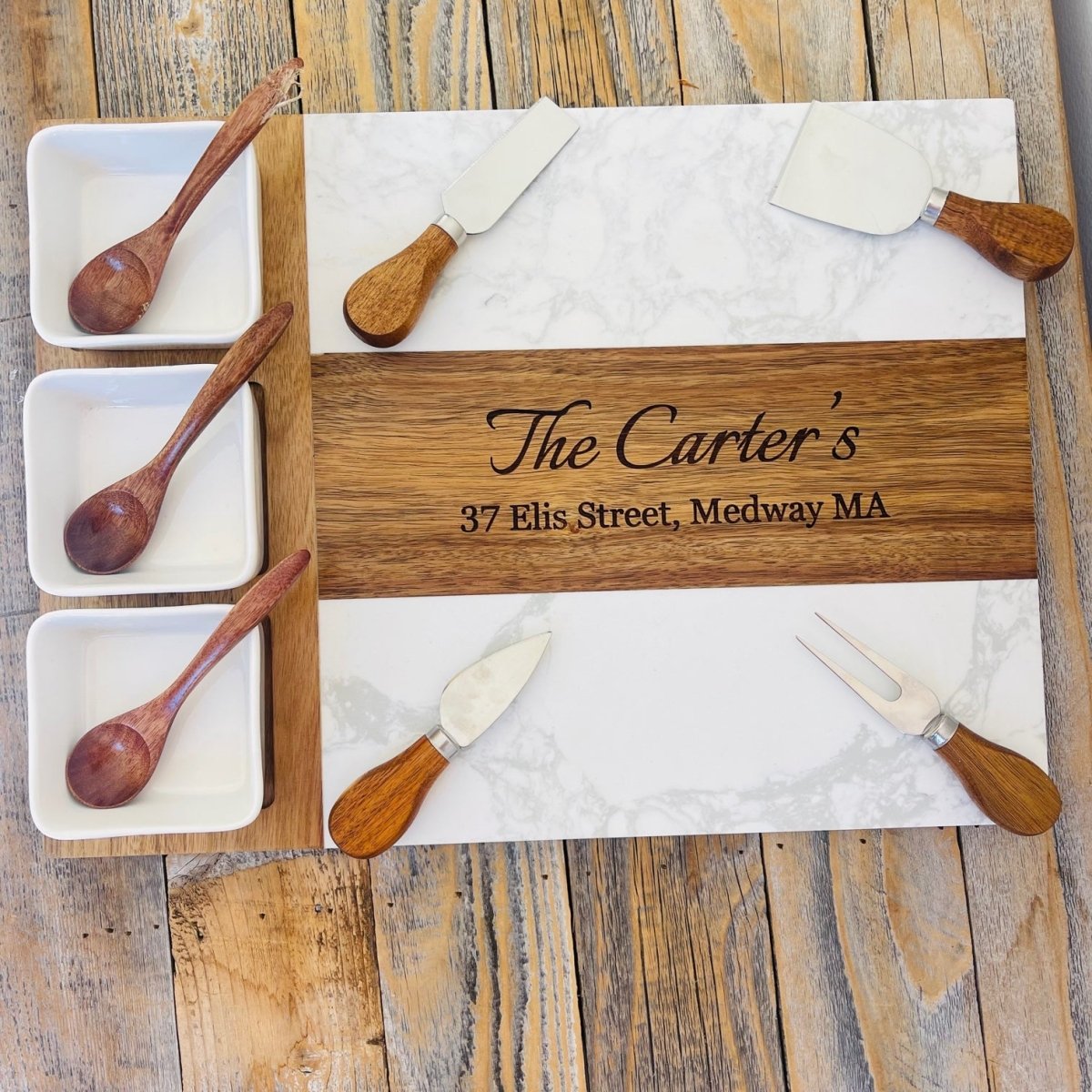 Personalized custom charcuterie board with engraved design