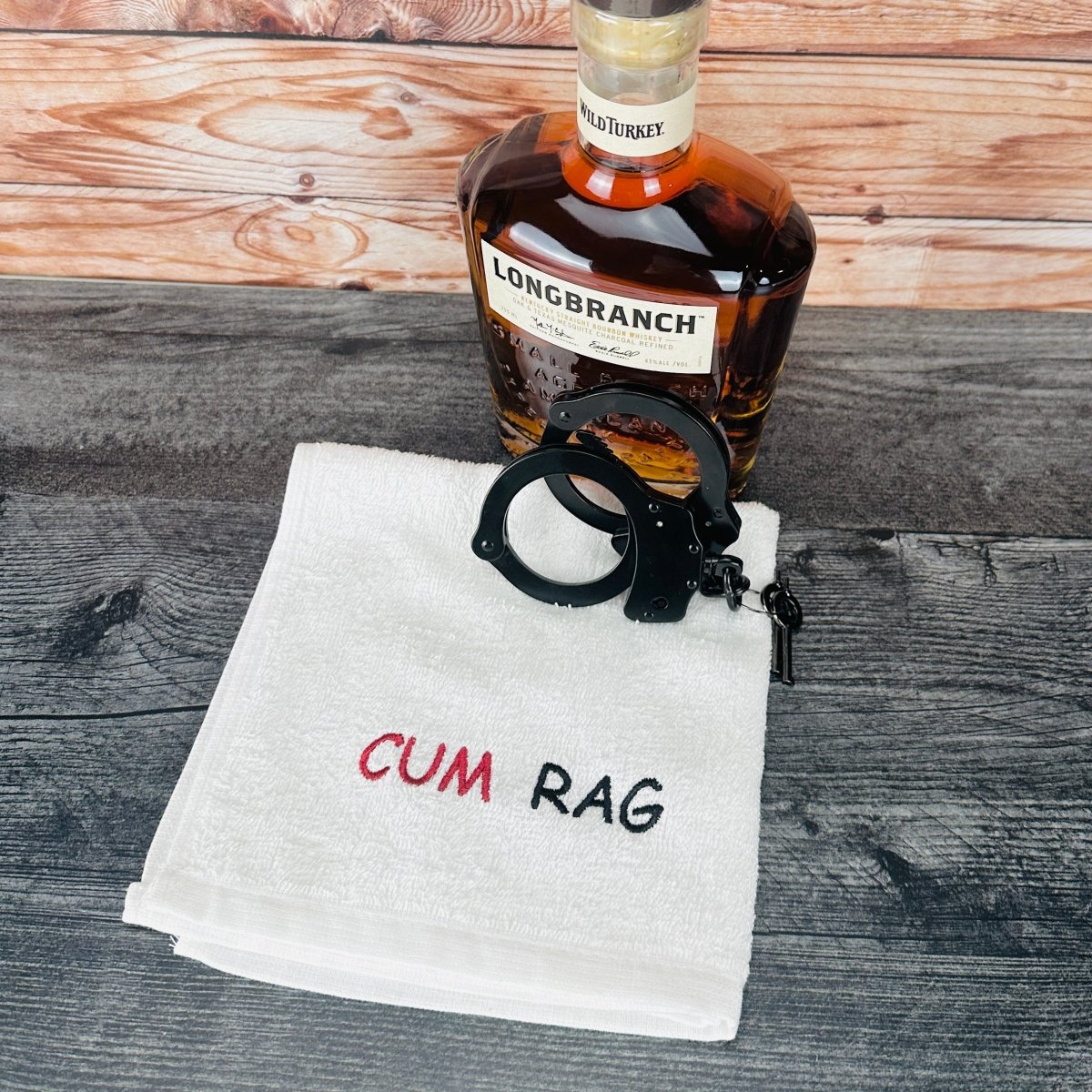 Cheeky embroidered towel, the ultimate funny gag gift for him, perfect for boyfriends or husbands with a playful sense of humor – ideal for Valentine’s Day, anniversaries, or bachelor parties.