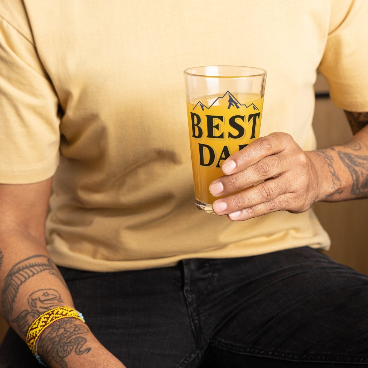 Unique Personalized Best Dad Mountain Design Pint Customized pint glass Gifts for Men by Groovy Guy