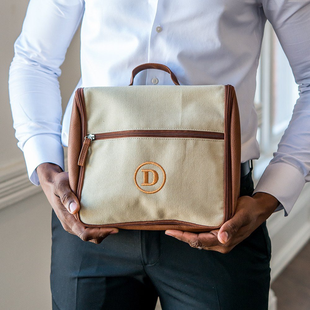Mens leather online hanging toiletry bag