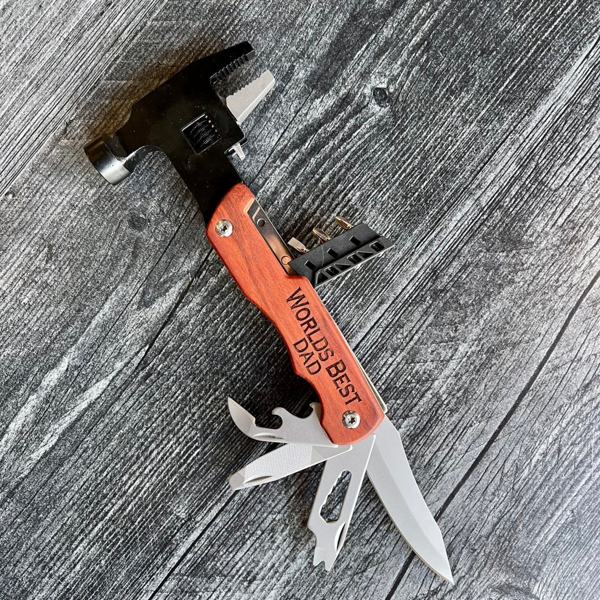 Multi tool engraved with Worlds Best Dad