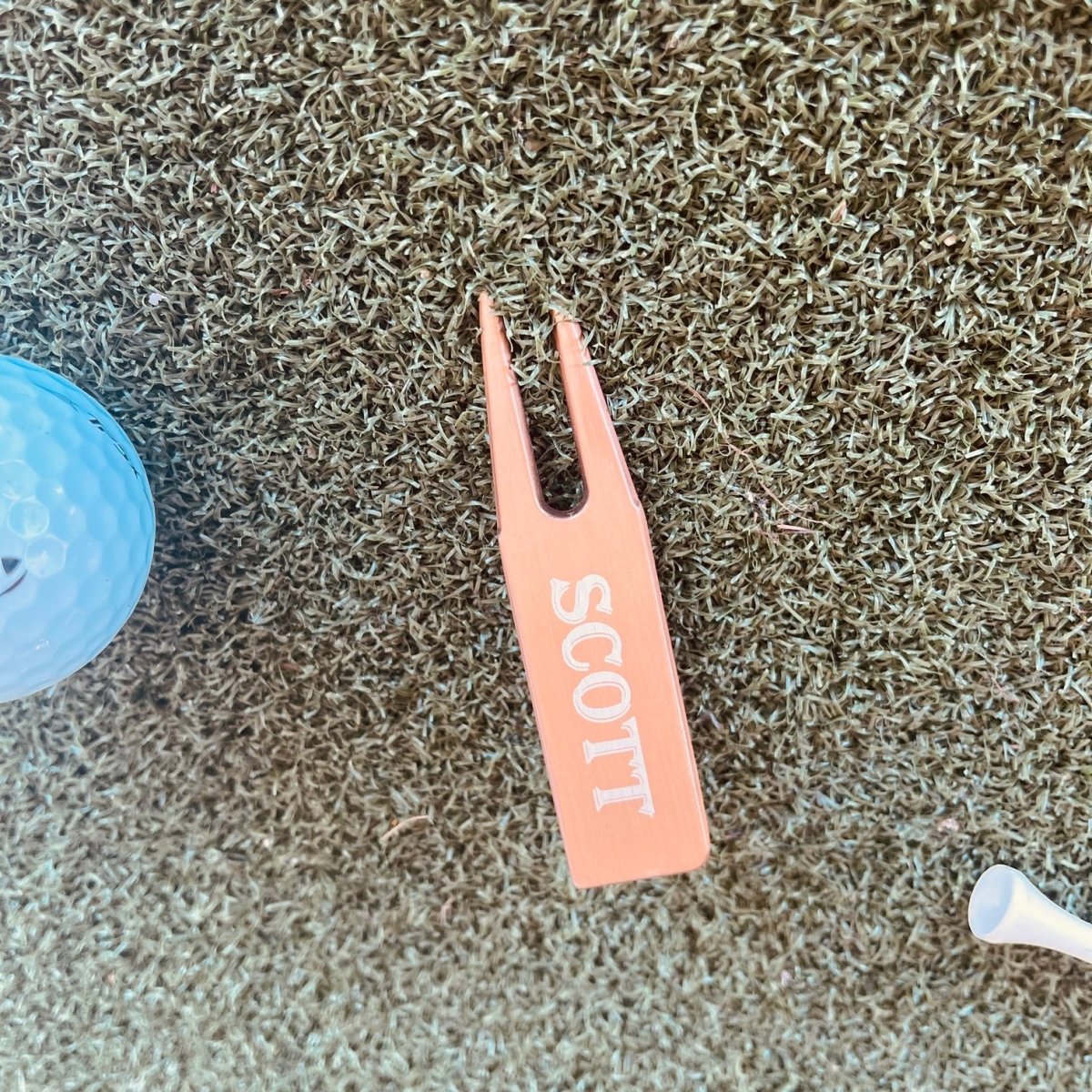 Unique Personalized Greens Gizmo Divot Tool Customized Divot Tool Gifts for Men by Groovy Guy
