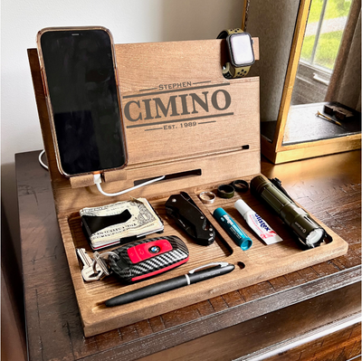 https://www.groovyguygifts.com/cdn/shop/products/personalized-desk-dock8_400x.png?v=1655284547